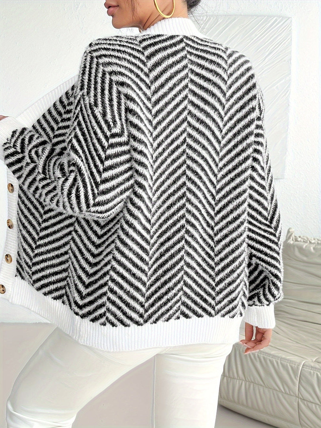 Nancy Boutique™ | Monochrome Chic Cardigan